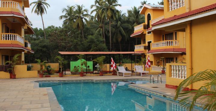 Marina Bay Beach Resort Candolim Exterior photo