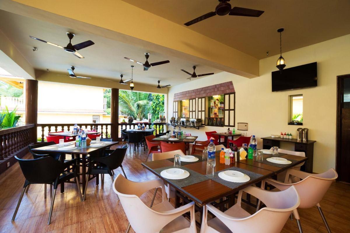 Marina Bay Beach Resort Candolim Exterior photo
